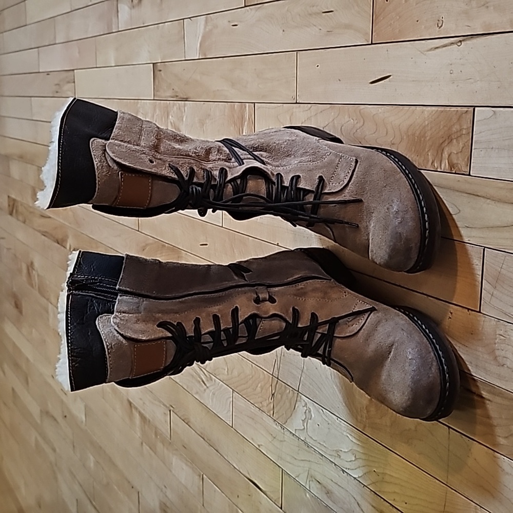 Manas boots